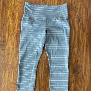 Athleta Salutation Stripe 7/8 Tight